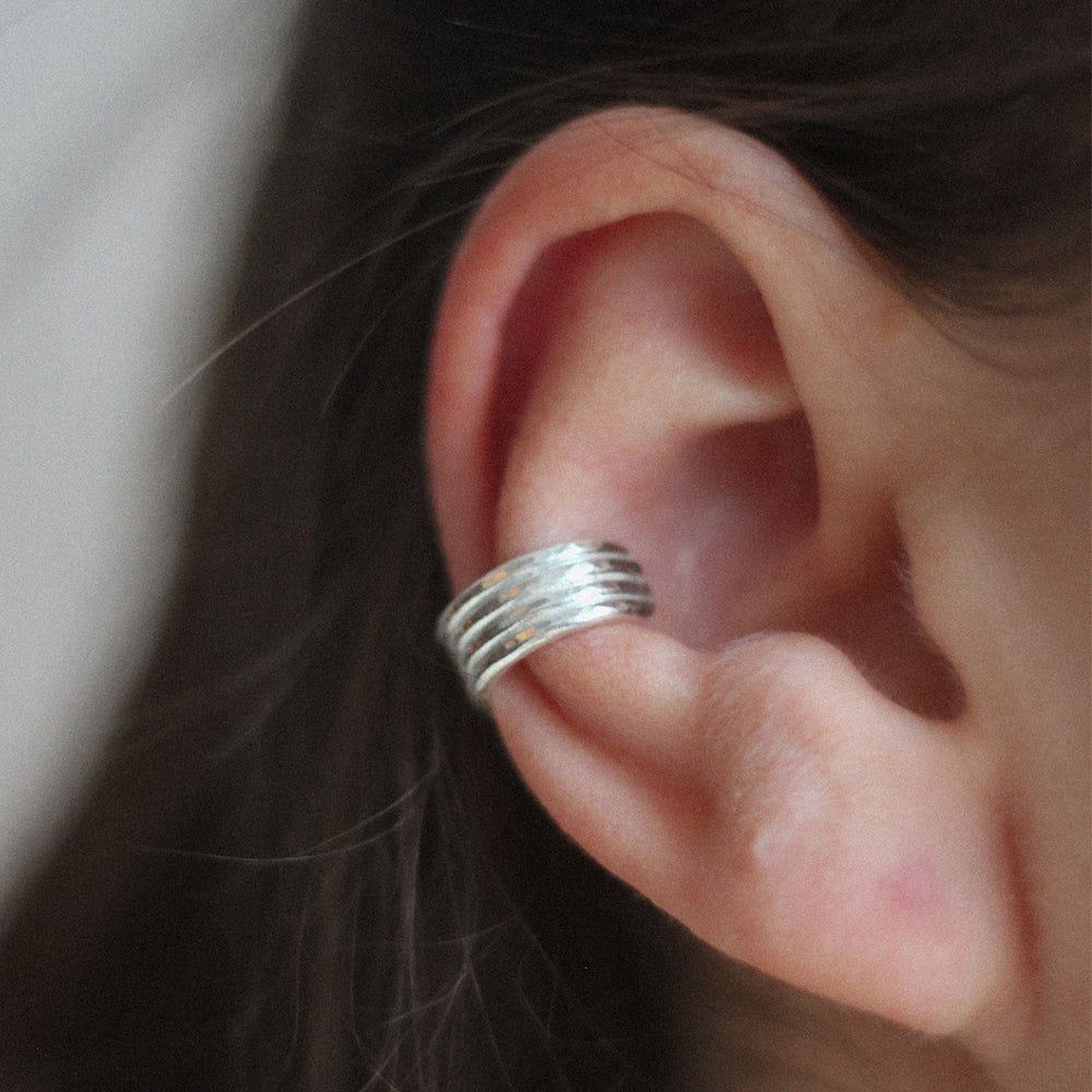 Kvist earcuff stor